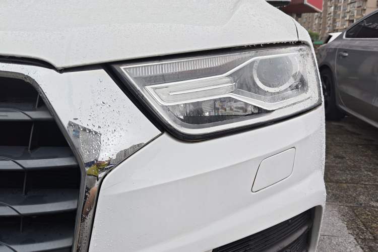 Used Audi Q3 2017 35 TFSI Fashion Model Left Front Headlight