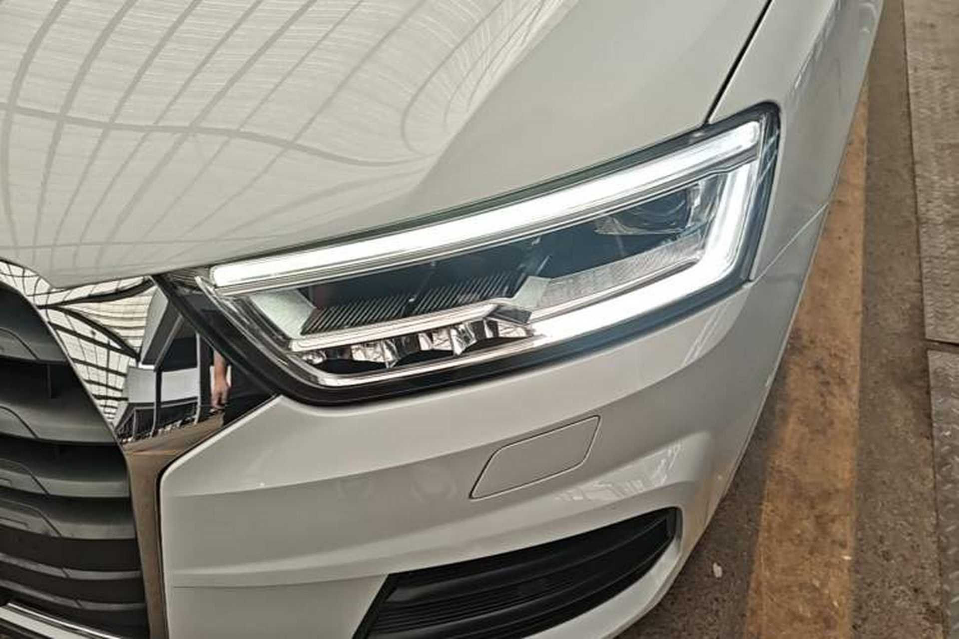 Used Audi Q3 2017 35 TFSI quattro all-wheel-drive sport model Left Front Headlight