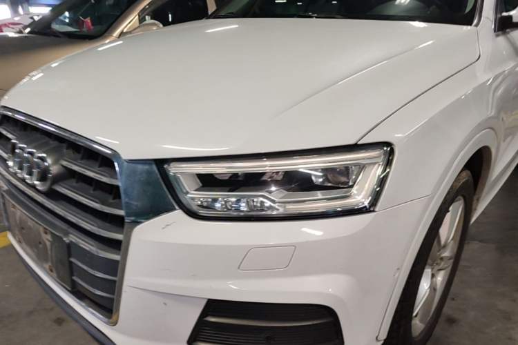 Used Audi Q3 2017 35 TFSI Style Edition Left Front Headlight