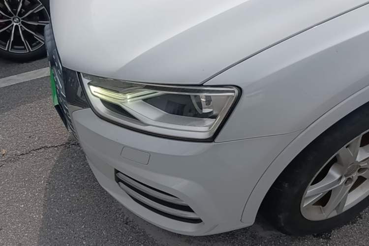 Used Audi Q3 2017 30 TFSI Fashion Model Left Front Headlight