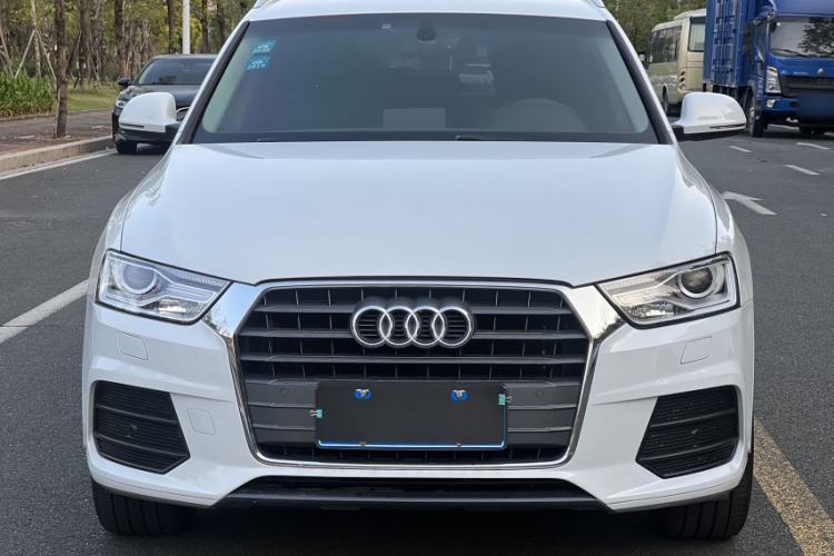 Used Audi Q3 2017 30 TFSI Fashion Model Left Front Headlight