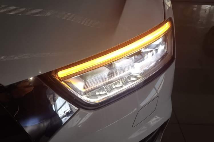 Used Audi Q3 2017 30 TFSI Fashion Model Left Front Headlight