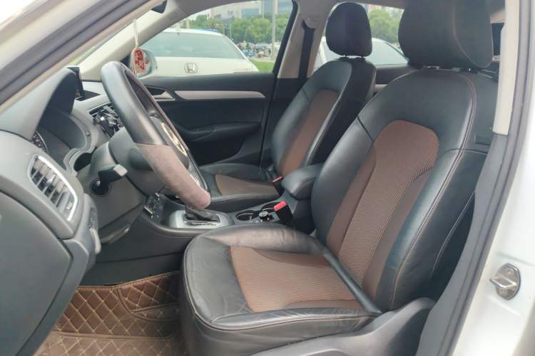 Used Audi Q3 2017 30 TFSI Fashion Model Left Front Seat