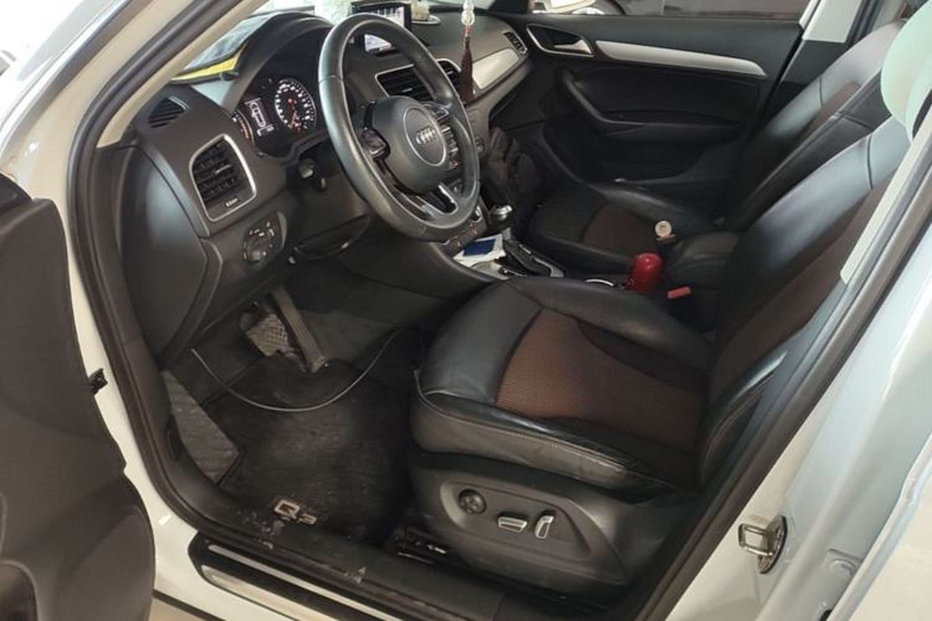 Used Audi Q3 2017 30 TFSI Fashion Model Left Front Seat