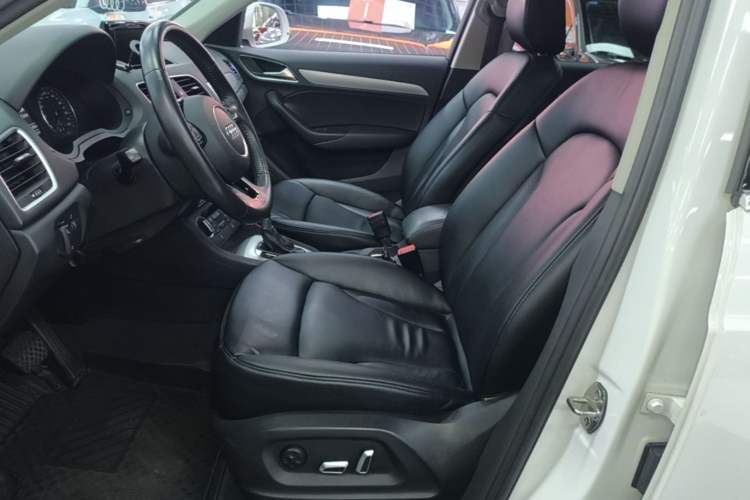 Used Audi Q3 2017 35 TFSI Fashion Model Left Front Seat