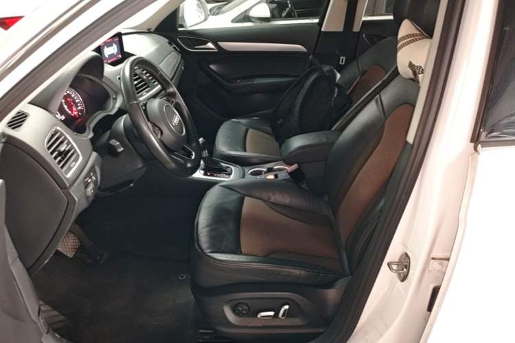 Used Audi Q3 2017 30 TFSI Fashion Model Left Front Seat
