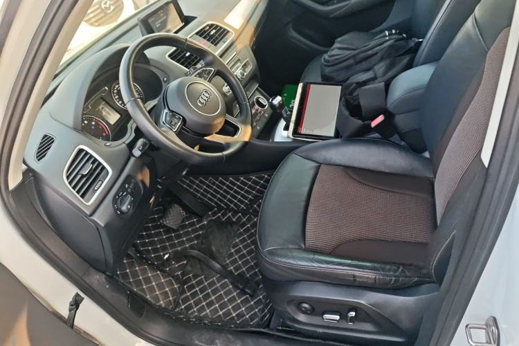Used Audi Q3 2017 30 TFSI Fashion Model Left Front Seat