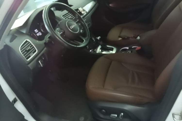 Used Audi Q3 2017 35 TFSI quattro all-wheel-drive sport model Left Front Seat