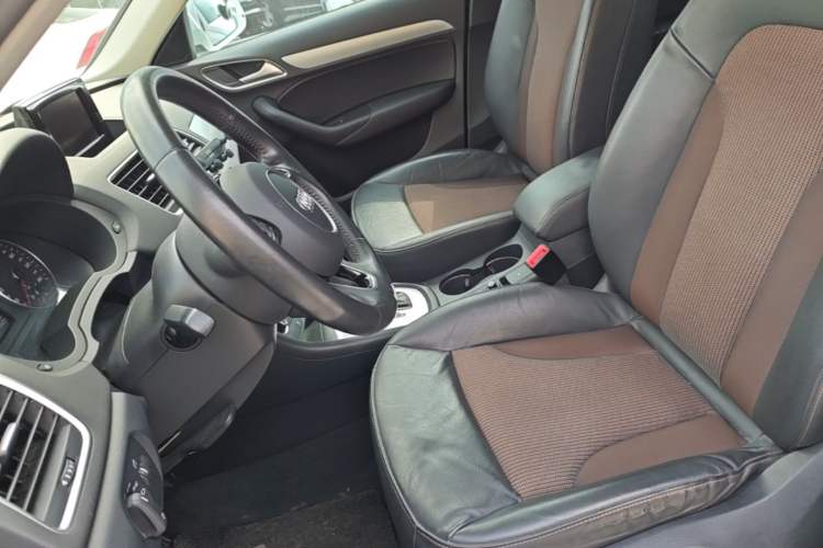 Used Audi Q3 2017 35 TFSI Fashion Model Left Front Seat