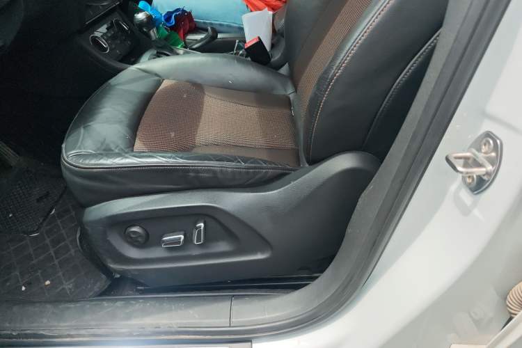 Used Audi Q3 2017 30 TFSI Fashion Model Left Front Seat
