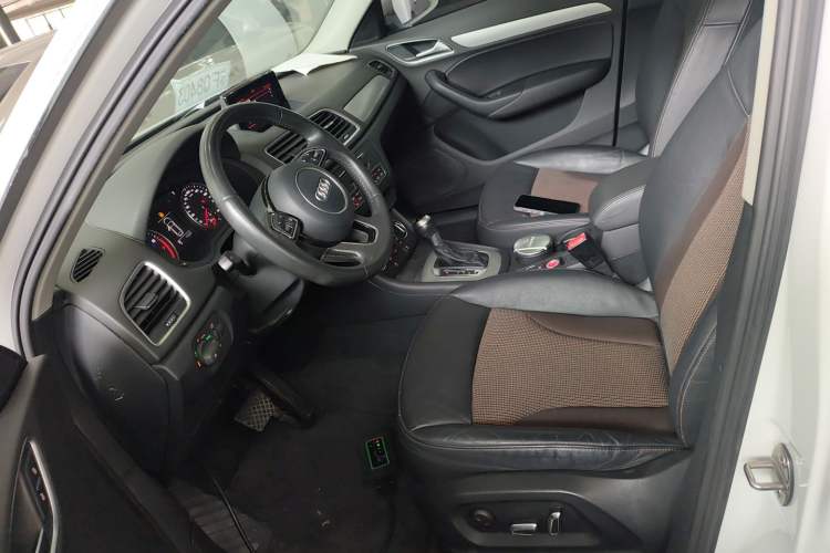 Used Audi Q3 2017 35 TFSI Fashion Model Left Front Seat