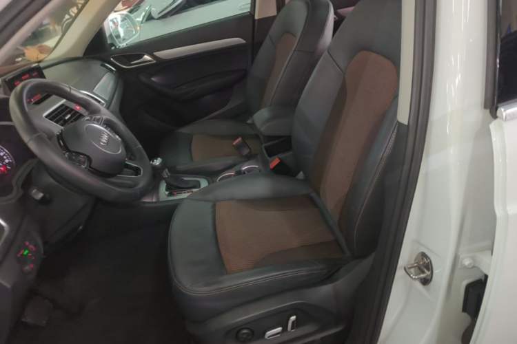 Used Audi Q3 2017 30 TFSI Fashion Model Left Front Seat