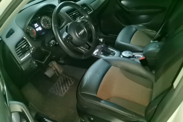 Used Audi Q3 2017 30 TFSI Fashion Model Left Front Seat