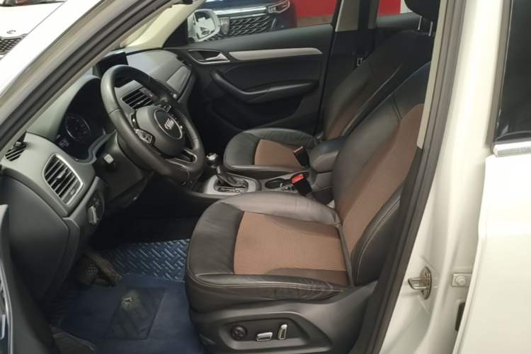 Used Audi Q3 2017 35 TFSI Fashion Model Left Front Seat