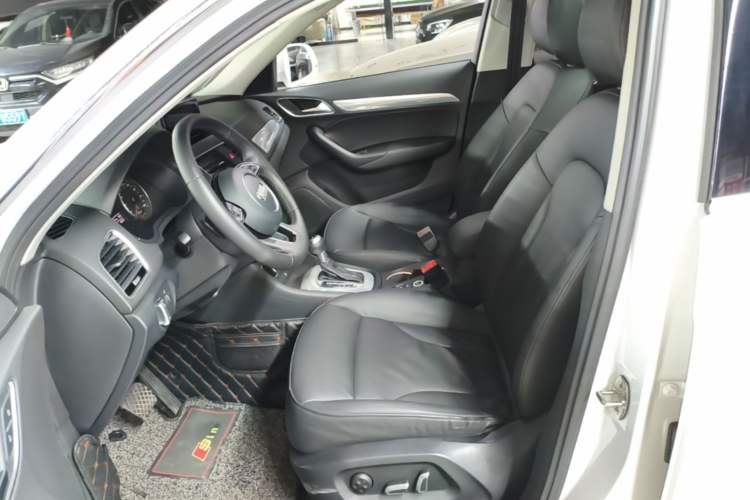 Used Audi Q3 2017 30 TFSI Fashion Model Left Front Seat