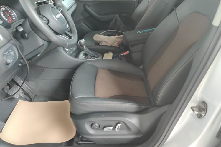 Used Audi Q3 2017 35 TFSI Fashion Model Left Front Seat