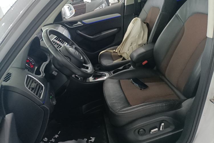 Used Audi Q3 2017 30 TFSI Fashion Model Left Front Seat