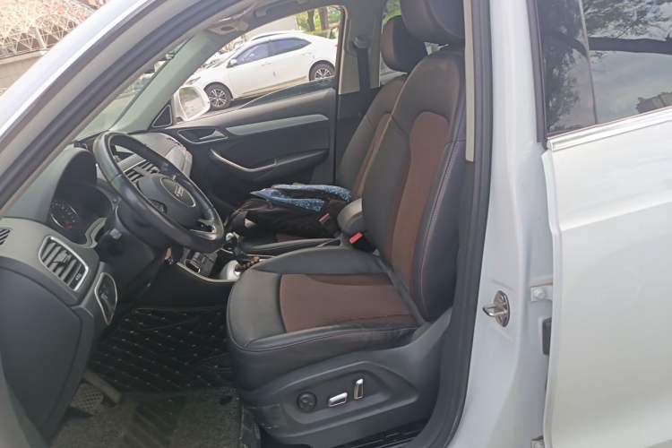 Used Audi Q3 2017 30 TFSI Fashion Model Left Front Seat