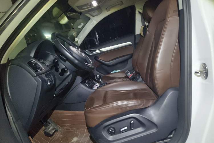 Used Audi Q3 2017 30 TFSI Fashion Model Left Front Seat