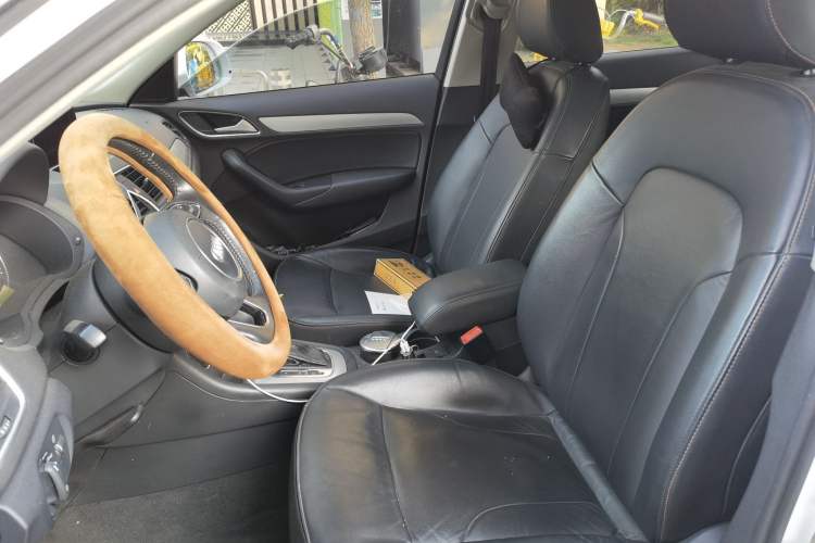 Used Audi Q3 2017 30 TFSI Fashion Model Left Front Seat