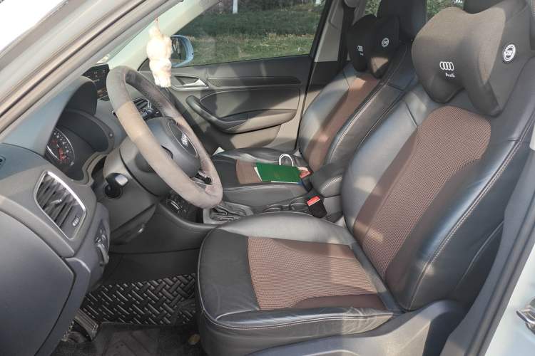 Used Audi Q3 2017 35 TFSI Fashion Model Left Front Seat