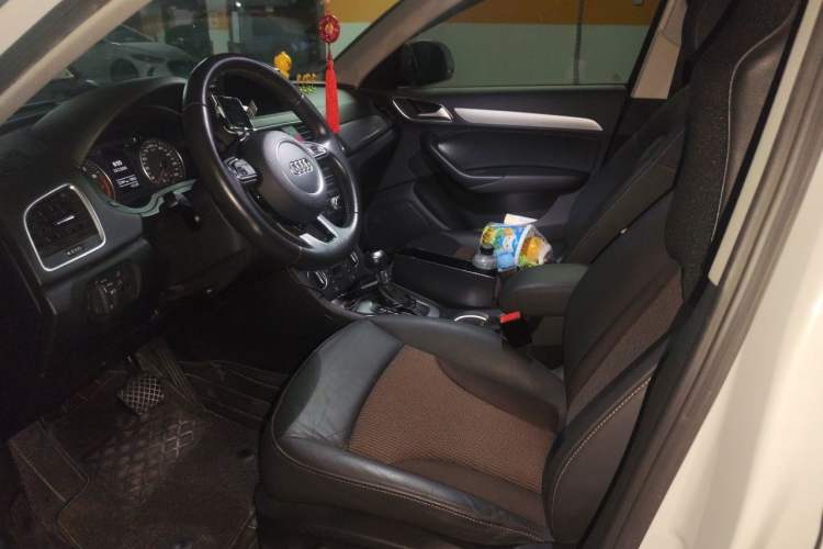 Used Audi Q3 2017 30 TFSI Fashion Model Left Front Seat