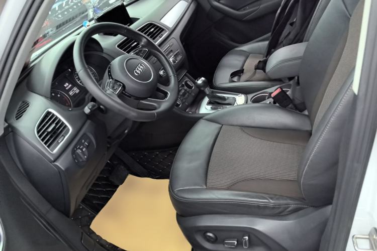 Used Audi Q3 2017 35 TFSI Fashion Model Left Front Seat