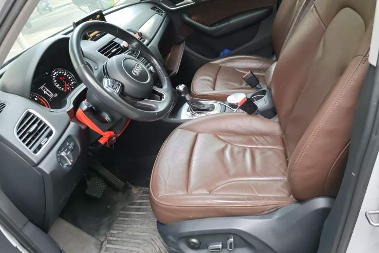 Used Audi Q3 2017 30 TFSI Fashion Model Left Front Seat
