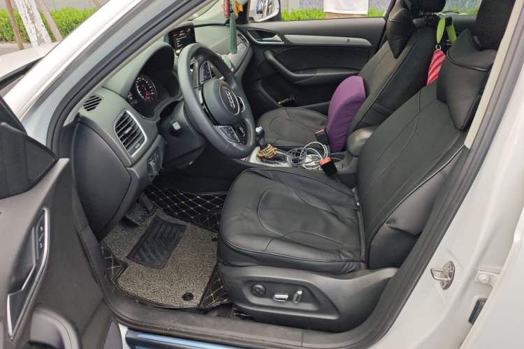 Used Audi Q3 2017 30 TFSI Fashion Model Left Front Seat