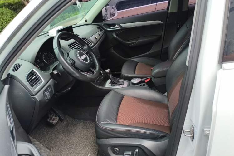 Used Audi Q3 2017 30 TFSI Fashion Model Left Front Seat