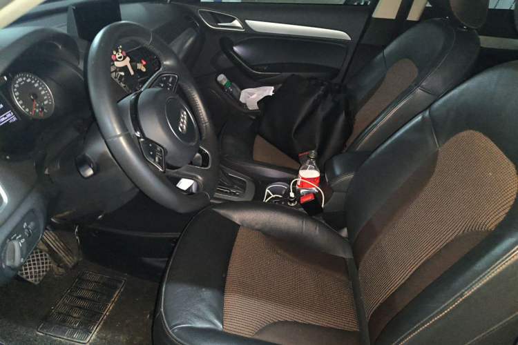 Used Audi Q3 2017 35 TFSI Fashion Model Left Front Seat