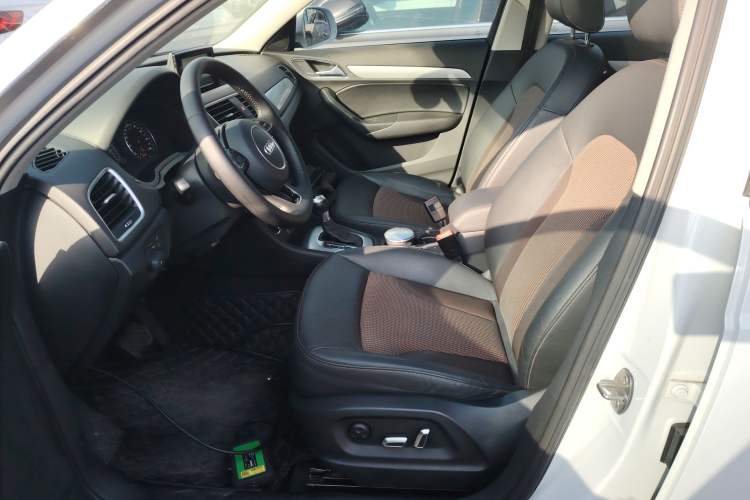 Used Audi Q3 2017 30 TFSI Fashion Model Left Front Seat