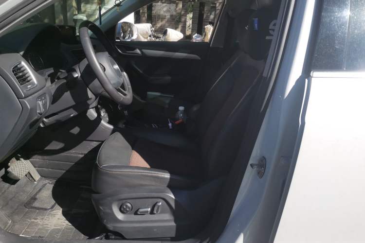Used Audi Q3 2017 30 TFSI Fashion Model Left Front Seat