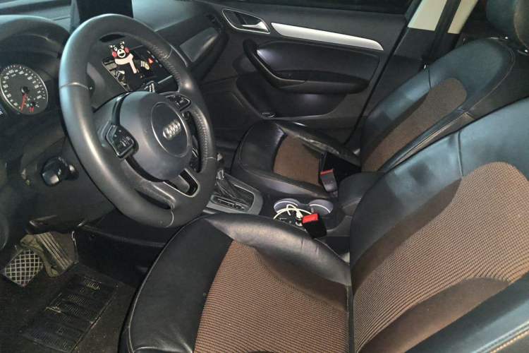 Used Audi Q3 2017 35 TFSI Fashion Model Left Front Seat