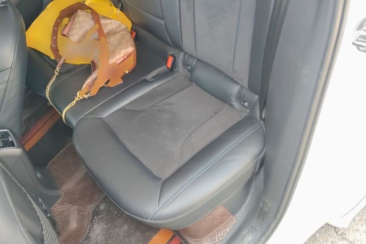 Used Audi Q3 2017 40 TFSI quattro all-wheel-drive sport model Left Rear Seat