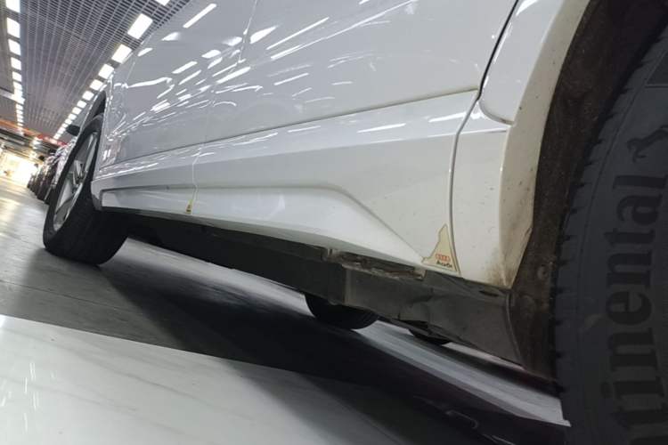 Used Audi Q3 2017 35 TFSI Fashion Model Left Side Sill