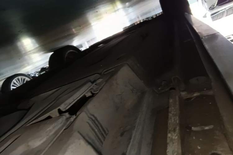 Used Audi Q3 2017 35 TFSI quattro all-wheel-drive sport model Left Side Sill