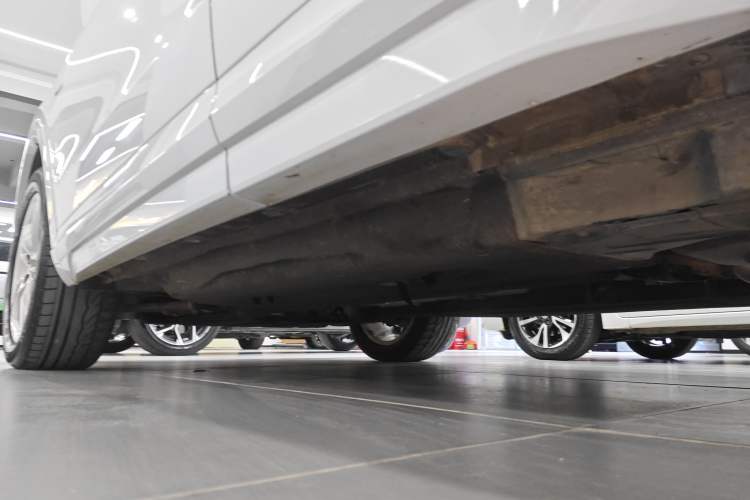 Used Audi Q3 2017 30 TFSI Fashion Model Left Side Sill