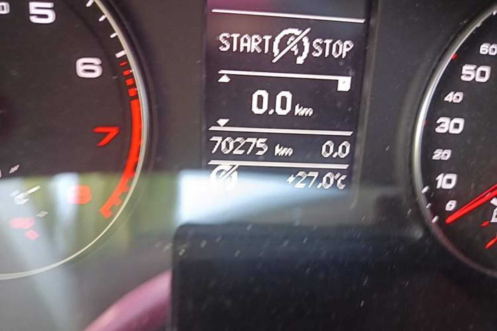Used Audi Q3 2017 35 TFSI Fashion Model Odometer Close Up