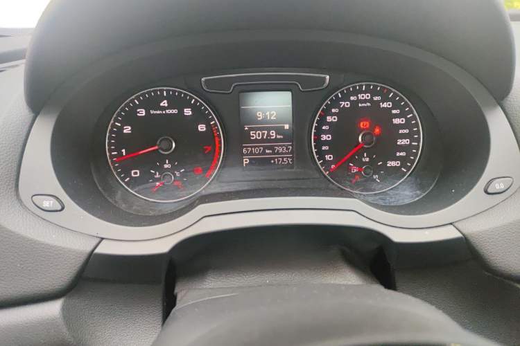 Used Audi Q3 2017 30 TFSI Standard Model Odometer Close Up