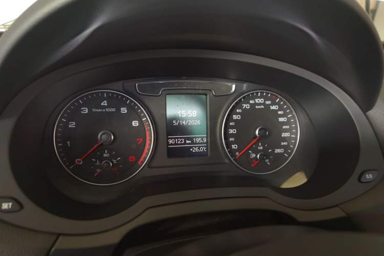 Used Audi Q3 2017 30 TFSI Fashion Model Odometer Close Up