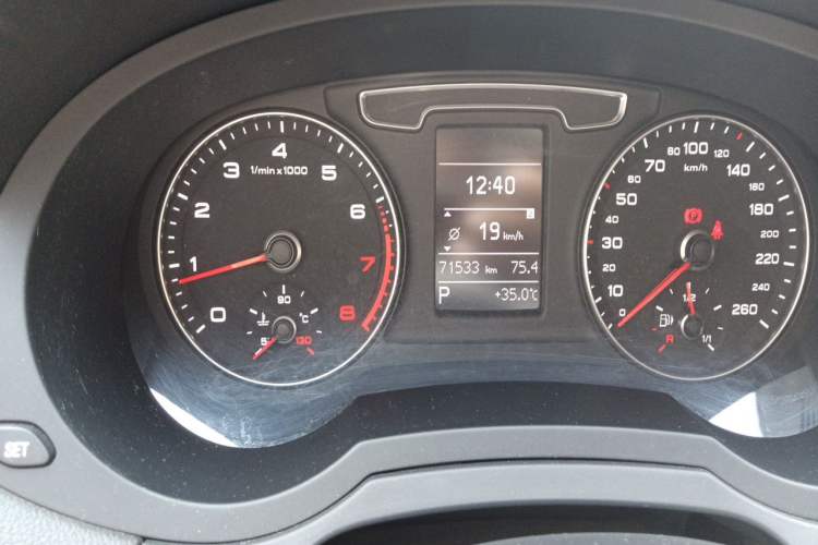 Used Audi Q3 2017 30 TFSI Sport Edition Odometer Close Up