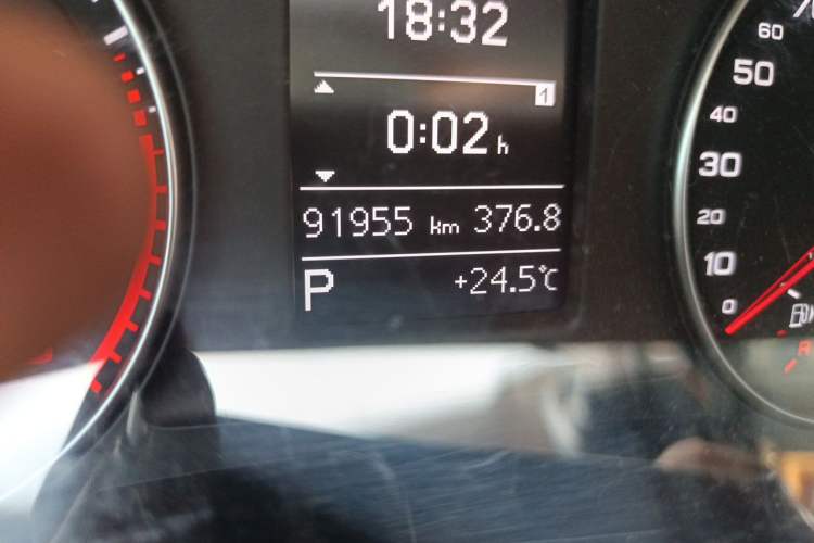Used Audi Q3 2017 30 TFSI Fashion Model Odometer Close Up