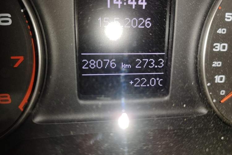 Used Audi Q3 2017 35 TFSI Sport Edition Odometer Close Up