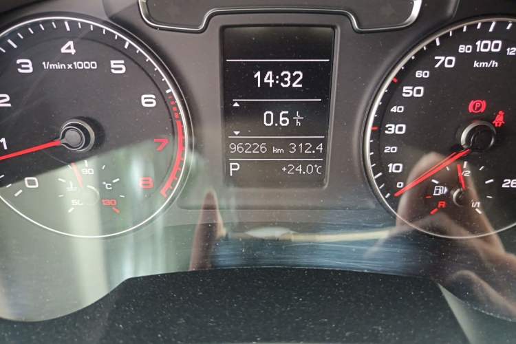 Used Audi Q3 2017 30 TFSI Fashion Model Odometer Close Up