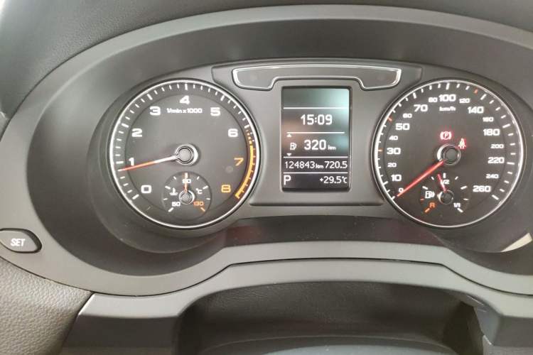 Used Audi Q3 2017 30 TFSI Fashion Model Odometer Close Up