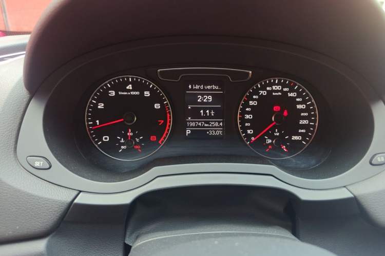 Used Audi Q3 2017 30 TFSI Standard Model Odometer Close Up