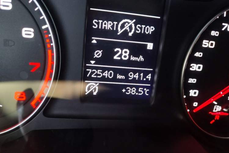 Used Audi Q3 2017 30 TFSI Fashion Model Odometer Close Up