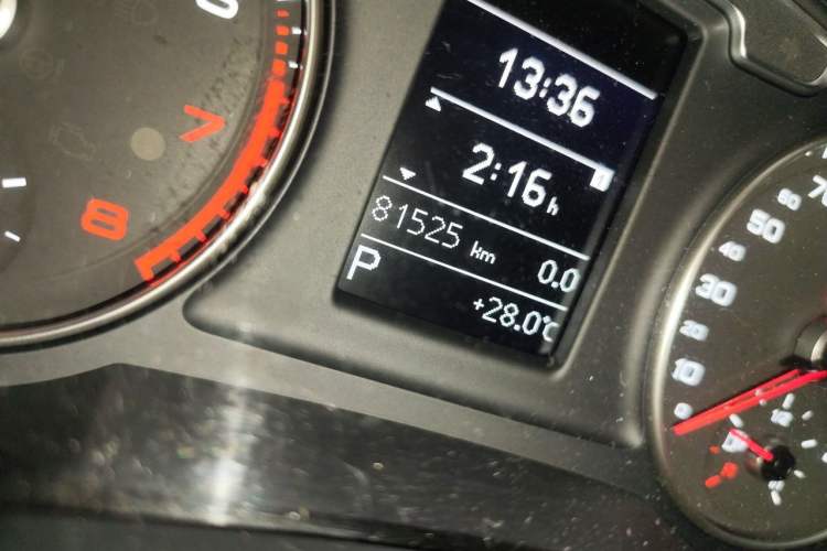 Used Audi Q3 2017 30 TFSI Fashion Model Odometer Close Up
