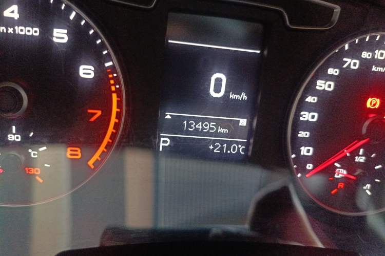 Used Audi Q3 2017 30 TFSI Fashion Model Odometer Close Up